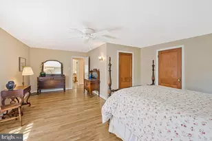 8519 Hazelwood Dr, Bethesda, MD 20814 - Photo 29