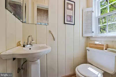 8519 Hazelwood Drive, Bethesda, MD 20814 - Photo 19