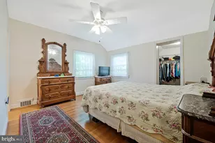 8519 Hazelwood Dr, Bethesda, MD 20814 - Photo 23