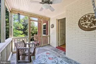 8519 Hazelwood Dr, Bethesda, MD 20814 - Photo 21