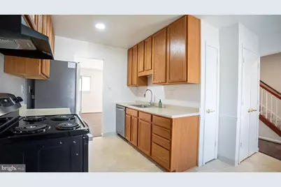 11748 Trophy Court, Germantown, MD 20876 - Photo 9