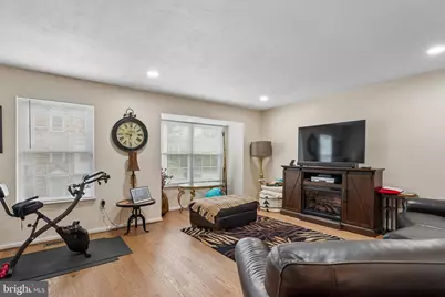 18219 Fox Chase Circle, Olney, MD 20832 - Photo 9