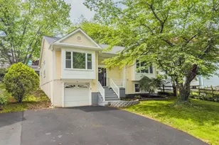 5 Tripoley Ct, Gaithersburg, MD 20878 - Photo 1