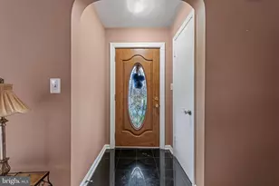 6304 Kirby Rd, Bethesda, MD 20817 - Photo 5
