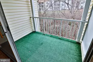 13 Pickering Ct, Germantown, MD 20874 - Photo 23