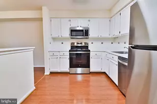 13 Pickering Ct, Germantown, MD 20874 - Photo 13