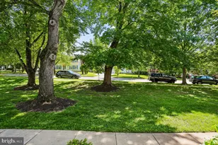 240 Watts Branch Pkwy, Rockville, MD 20850 - Photo 39
