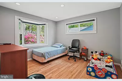 6301 Crathie Ln, Bethesda, MD 20816 - Photo 17