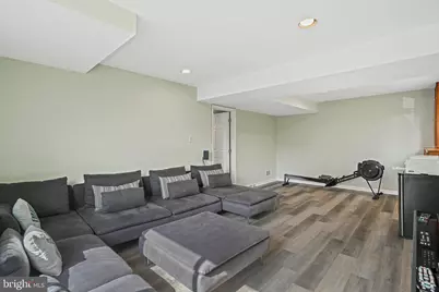 6301 Crathie Ln, Bethesda, MD 20816 - Photo 19
