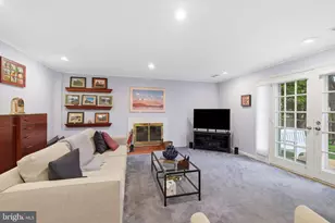 8815 Postoak Rd, Potomac, MD 20854 - Photo 17