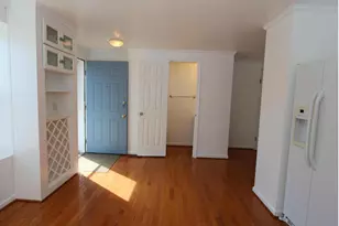 8907 Barrowgate Ct, Potomac, MD 20854 - Photo 9