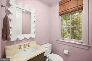 8204 Caraway St, Cabin John, MD 20818 - Photo 31
