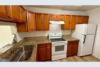 10044 Forest View Place, Montgomery Village, MD 20886 - Photo 3