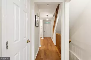 211 Firehouse Ln, Gaithersburg, MD 20878 - Photo 11