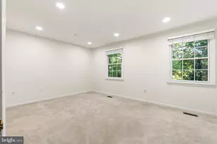 211 Firehouse Ln, Gaithersburg, MD 20878 - Photo 41
