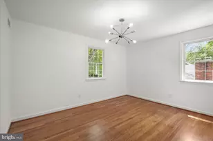 6204 Redwing Ct, Bethesda, MD 20817 - Photo 19