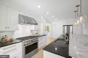 6204 Redwing Ct, Bethesda, MD 20817 - Photo 11