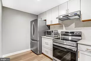 8852 Welbeck Way, Montgomery Village, MD 20886 - Photo 5
