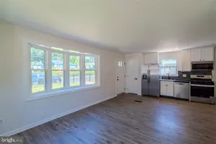 12324 Centerhill St, Silver Spring, MD 20902 - Photo 5