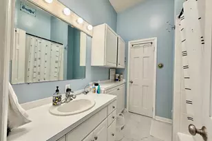 6424 Hollins Dr, Bethesda, MD 20817 - Photo 23