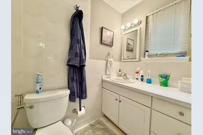 6424 Hollins Drive, Bethesda, MD 20817 - Photo 19