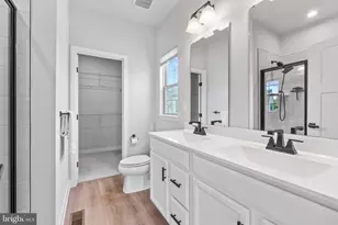 9826 Posterity Ln, Montgomery Village, MD 20886 - Photo 23