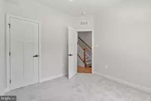 9826 Posterity Ln, Montgomery Village, MD 20886 - Photo 7