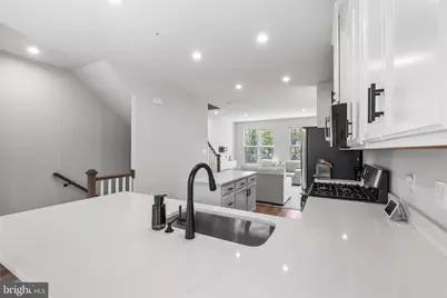 9826 Posterity Ln, Montgomery Village, MD 20886 - Photo 11