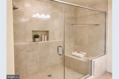 7710 Woodmont Avenue #811, Bethesda, MD 20814 - Photo 13