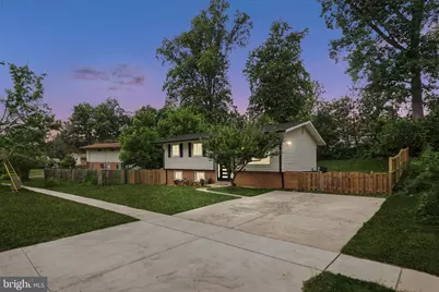 13710 Arctic Avenue, Rockville, MD 20853 - Photo 3