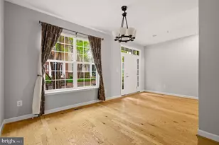 11657 Leesborough Cir, Silver Spring, MD 20902 - Photo 9