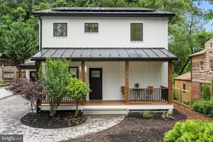 906 Wade Ave, Rockville, MD 20851 - Photo 3