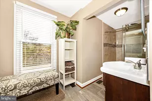 19708 Midas Ct, Gaithersburg, MD 20879 - Photo 23