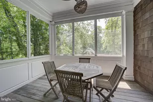 8800 Saunders Ln, Bethesda, MD 20817 - Photo 19