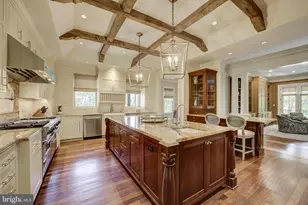 8800 Saunders Ln, Bethesda, MD 20817 - Photo 15