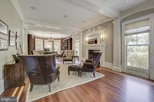 8800 Saunders Ln, Bethesda, MD 20817 - Photo 9
