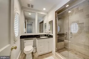 8800 Saunders Ln, Bethesda, MD 20817 - Photo 43
