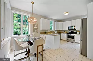 112 Quincy St, Chevy Chase, MD 20815 - Photo 11