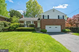 5916 Greentree Rd, Bethesda, MD 20817 - Photo 1