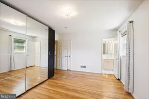 5916 Greentree Rd, Bethesda, MD 20817 - Photo 9