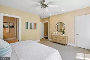 3675 Chevy Chase Lake Dr, Chevy Chase, MD 20815 - Photo 17