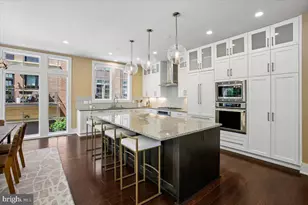 3675 Chevy Chase Lake Dr, Chevy Chase, MD 20815 - Photo 7