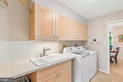 6621 Belle Chase Court, Gaithersburg, MD 20882 - Photo 23