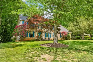 6621 Belle Chase Ct, Gaithersburg, MD 20882 - Photo 3