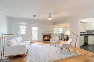 5716 Chapman Mill Dr, Rockville, MD 20852 - Photo 3