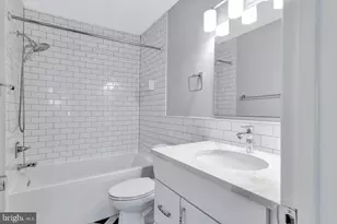 5716 Chapman Mill Dr, Rockville, MD 20852 - Photo 19