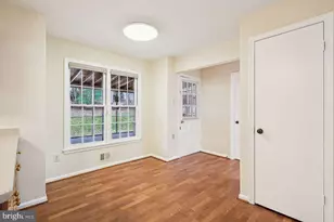 8020 Lakenheath, Potomac, MD 20854 - Photo 13