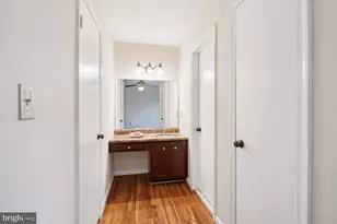 8020 Lakenheath, Potomac, MD 20854 - Photo 17