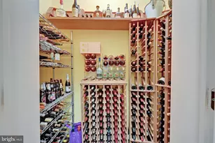 6907 Bradley Blvd, Bethesda, MD 20817 - Photo 117