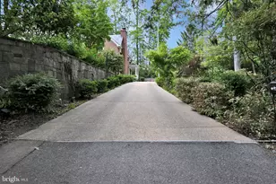 6907 Bradley Blvd, Bethesda, MD 20817 - Photo 137